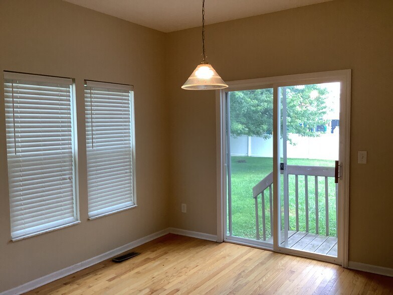 Building Photo - 46 Runkle Dr