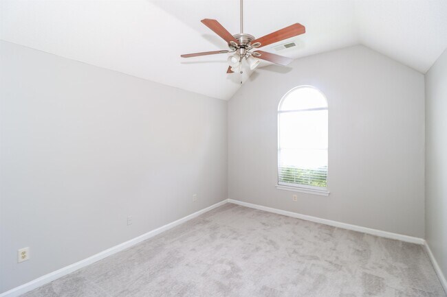 Building Photo - 7095 Presmond Rd