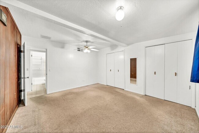 Building Photo - 5123 E Virginia Ave