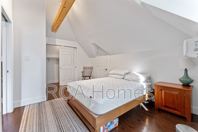 Building Photo - 6116 Guilford Ave