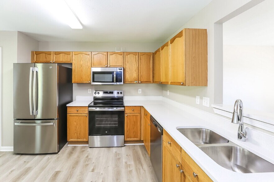 Building Photo - 6208 Stonefort Ct
