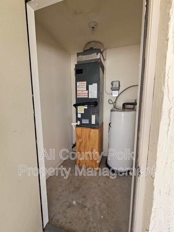 Building Photo - 455 Buck Moore Rd