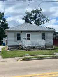 Building Photo - 319 W Corbin St