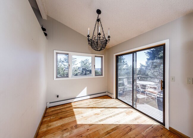 Building Photo - Palmer Park 3 bedroom