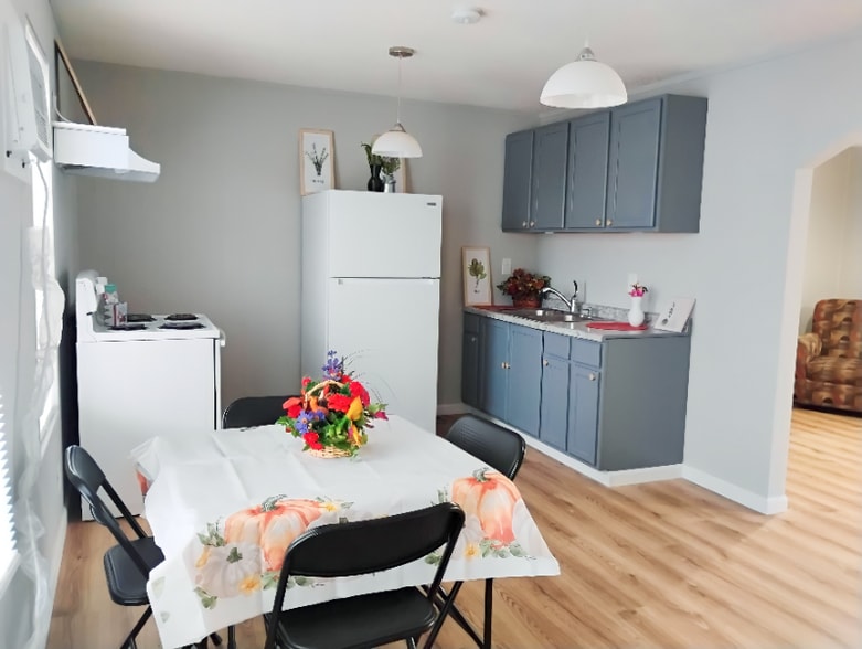 Building Photo - 777 E Yerby St