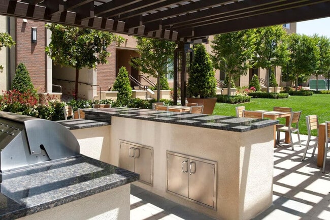 Building Photo - 2230 Qualcomm Way