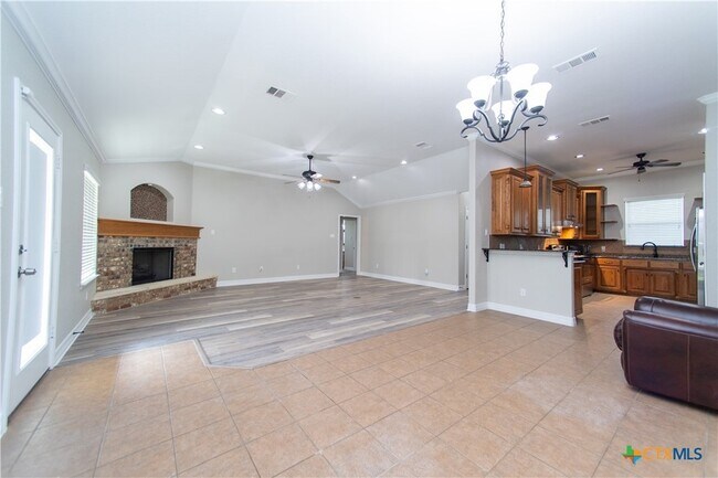 Building Photo - 2410 Big Divide Rd