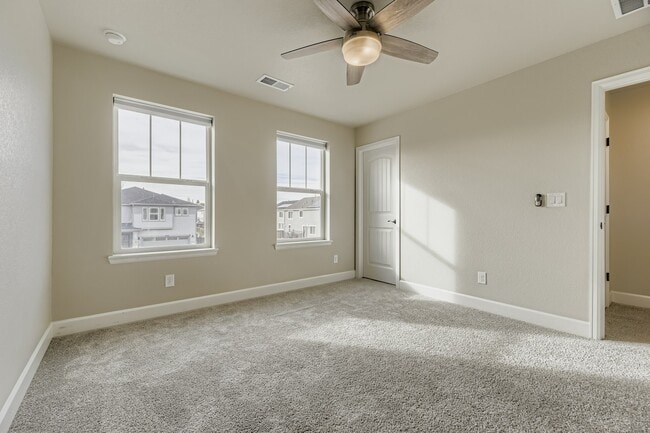 Building Photo - 18281 Grosbeak Pl