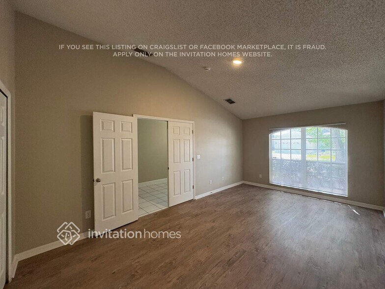 Building Photo - 19002 Weatherstone Dr