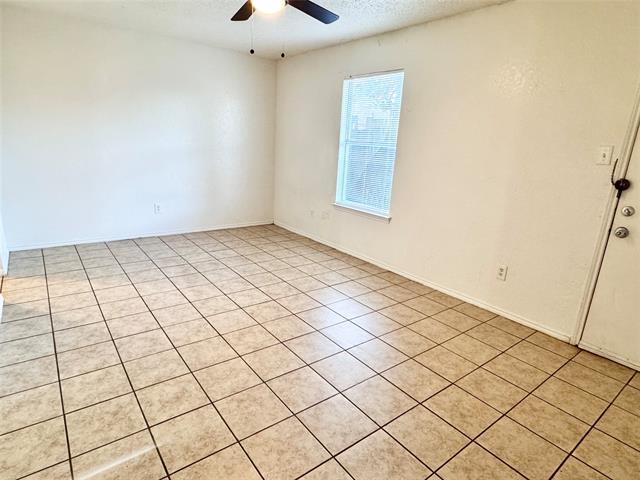 Building Photo - 3732 Hulen Park Cir