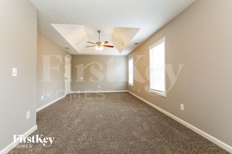 Building Photo - 3985 Fallbrook Dr NW