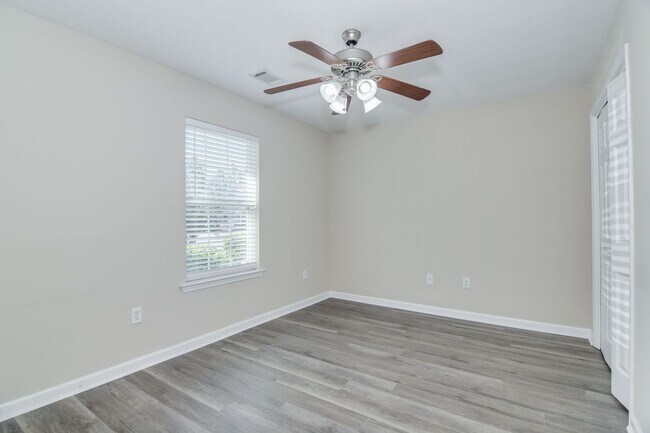 Building Photo - 516 Goodale Court