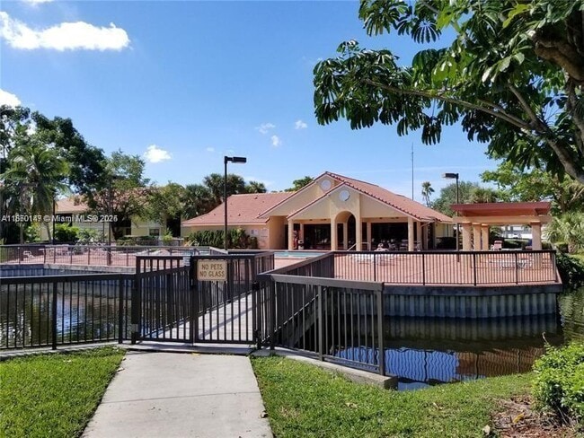 Building Photo - 5721 Riverside Dr