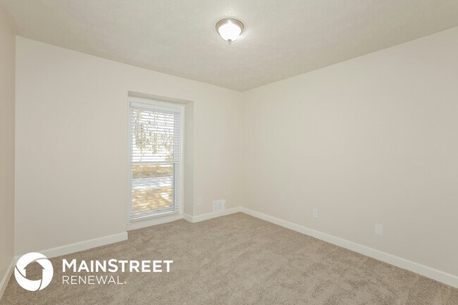 Building Photo - 1830 Nicole Ln