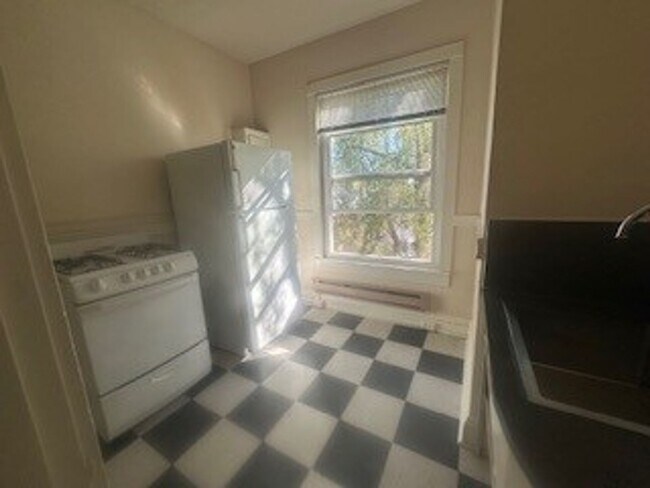 Interior Photo - Roxbury Apartments