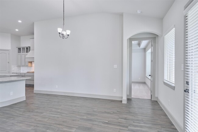 Building Photo - 22348 Misty Woods Ln