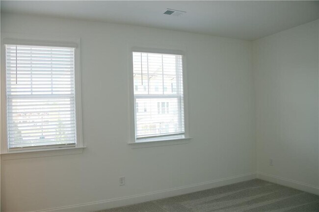 Building Photo - 4381 Encore Blvd