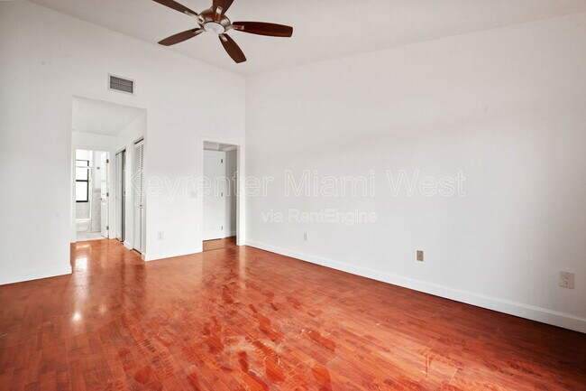 Building Photo - 4332 SW 148th Pl