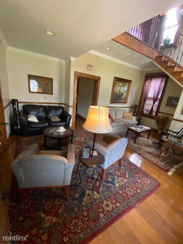 Building Photo - 10 br, 4.5 bath House - 823 Mccallie Ave