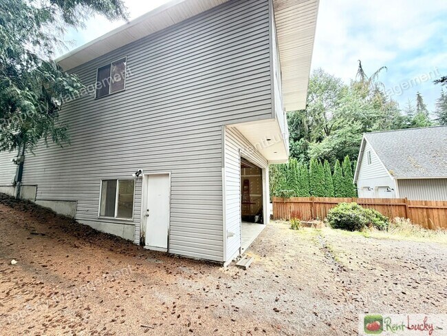 Building Photo - 35047 37th Ave S
