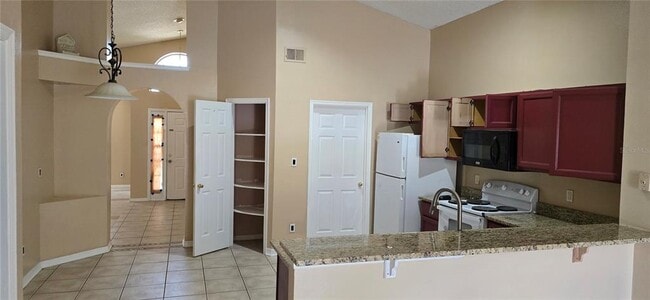 Building Photo - 1607 Stanbury Dr