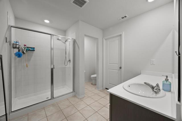 Building Photo - 701 Saddle Oak Ln