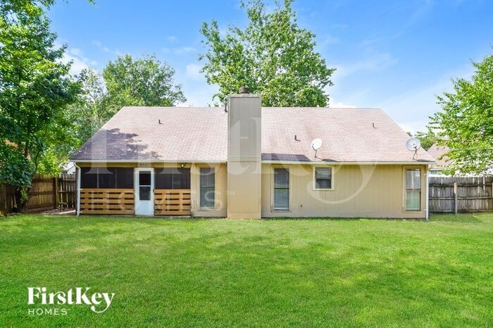 Building Photo - 5961 Wedgewood Cove
