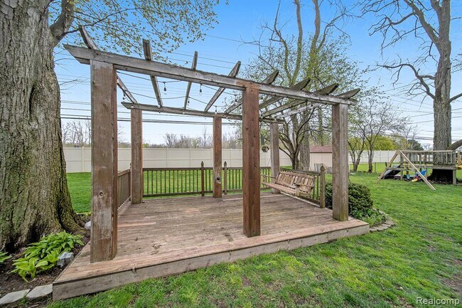Building Photo - 2536 Alveston Dr