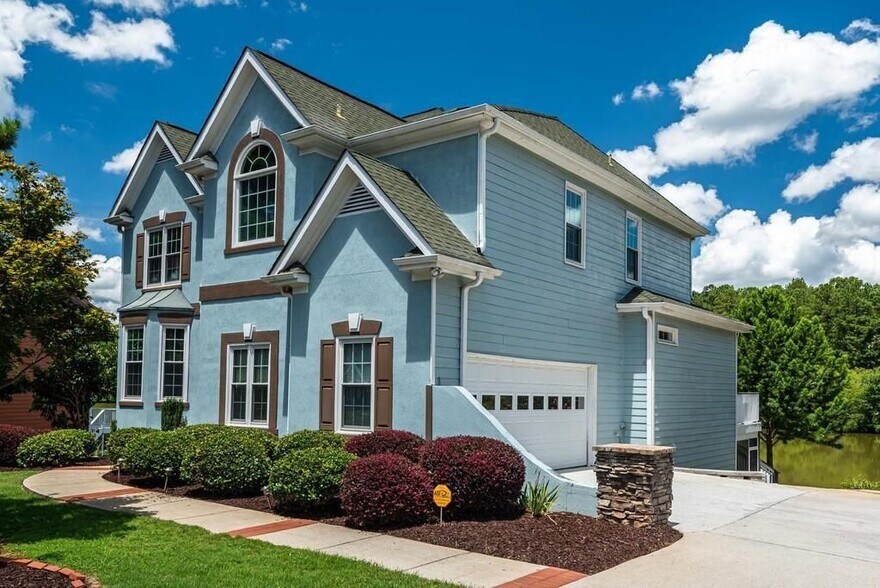 Building Photo - 225 Heritage Lake Dr