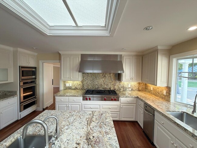 Building Photo - 2 Callado Way