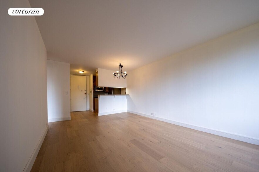 Building Photo - 630 First Avenue 23F