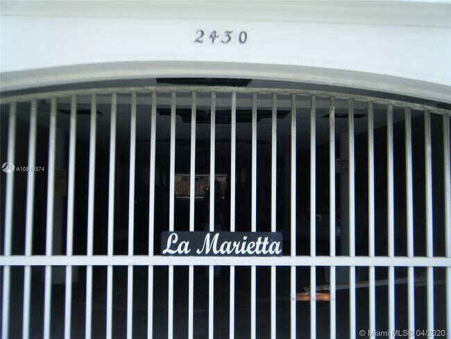 Building Photo - 2430 SE 17th St