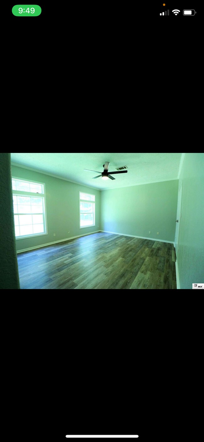 Building Photo - 451 Murray Cir