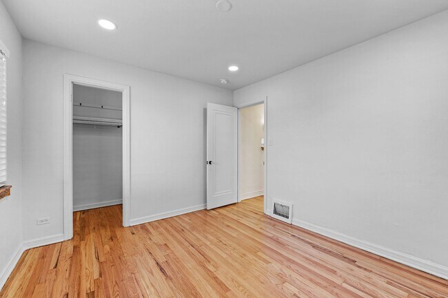 Building Photo - North Park Hill Bungalow!