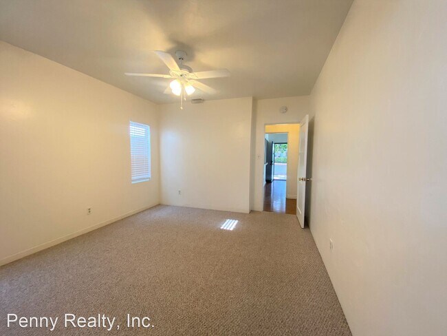 Building Photo - 2 br, 2 bath House - 828 Avalon Ct.