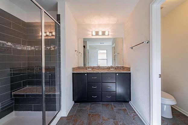 Building Photo - 14350 Persimmon Woods Dr