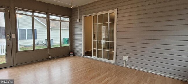 Building Photo - 200 Evelyndale Dr