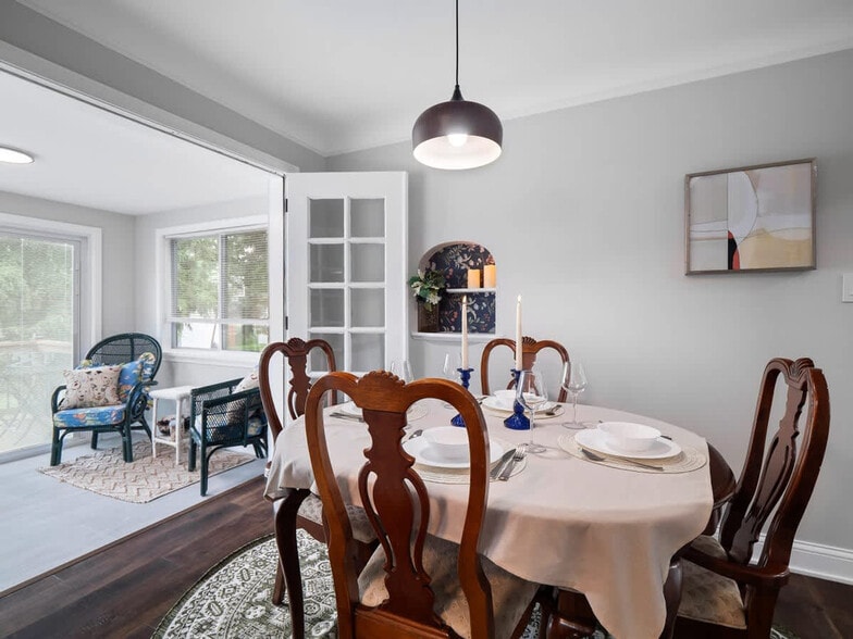 Building Photo - 4055 Verona Rd