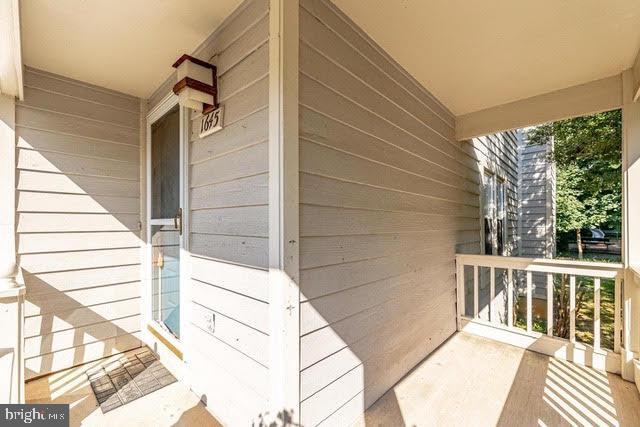 Building Photo - 1645 Oak Spring Way