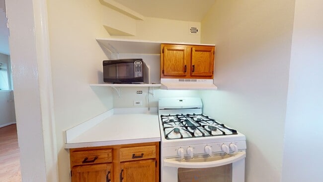 Building Photo - 3601 Wisconsin Ave NW