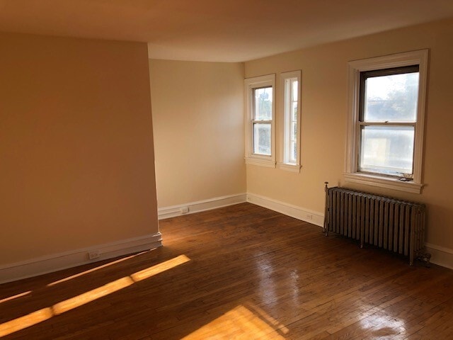 Living room - 2237 Garrett Rd