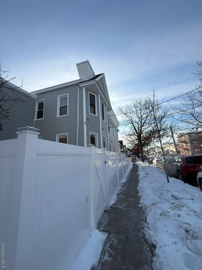 Building Photo - 112-01 95th Ave