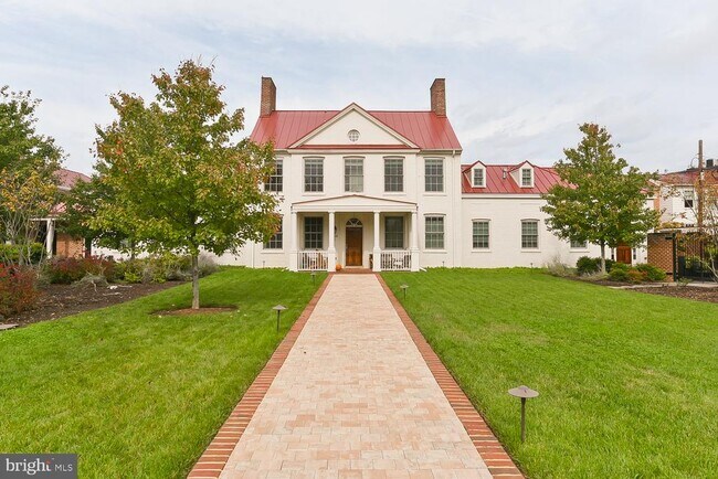 Building Photo - 628 South Carolina Ave SE