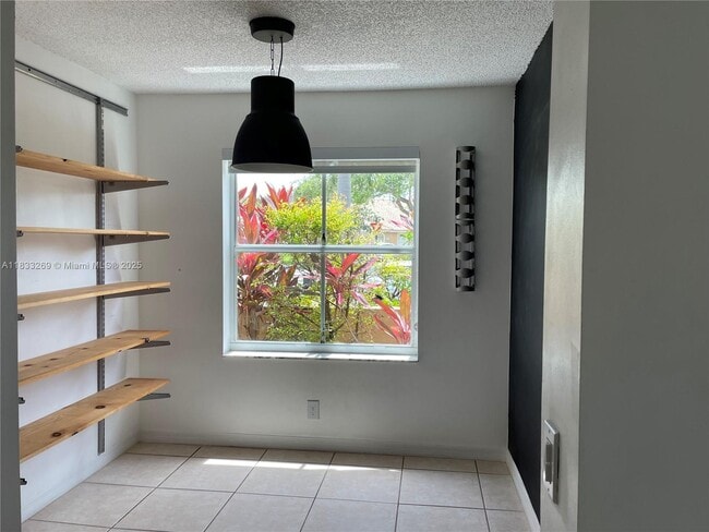 Building Photo - 1631 Orion Ln