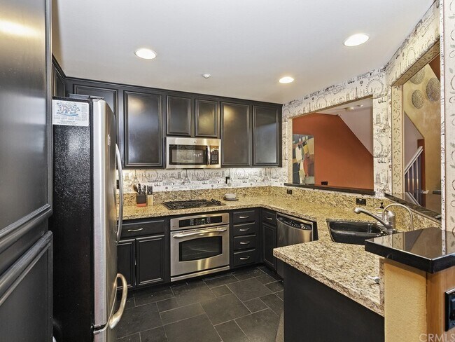 Building Photo - 28989 Frankfort Ln