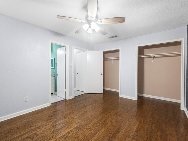 Building Photo - 3823 Suttonford Dr