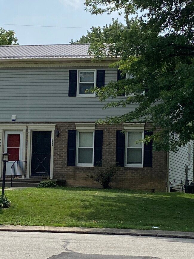 883 McAllister St 883 McAllister St Hanover PA 17331 Apartment Finder