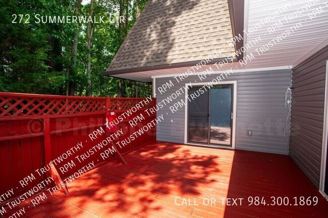 Building Photo - 272 Summerwalk Cir