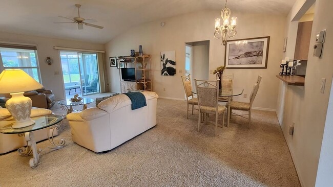 Building Photo - 916 Eastmont Ct