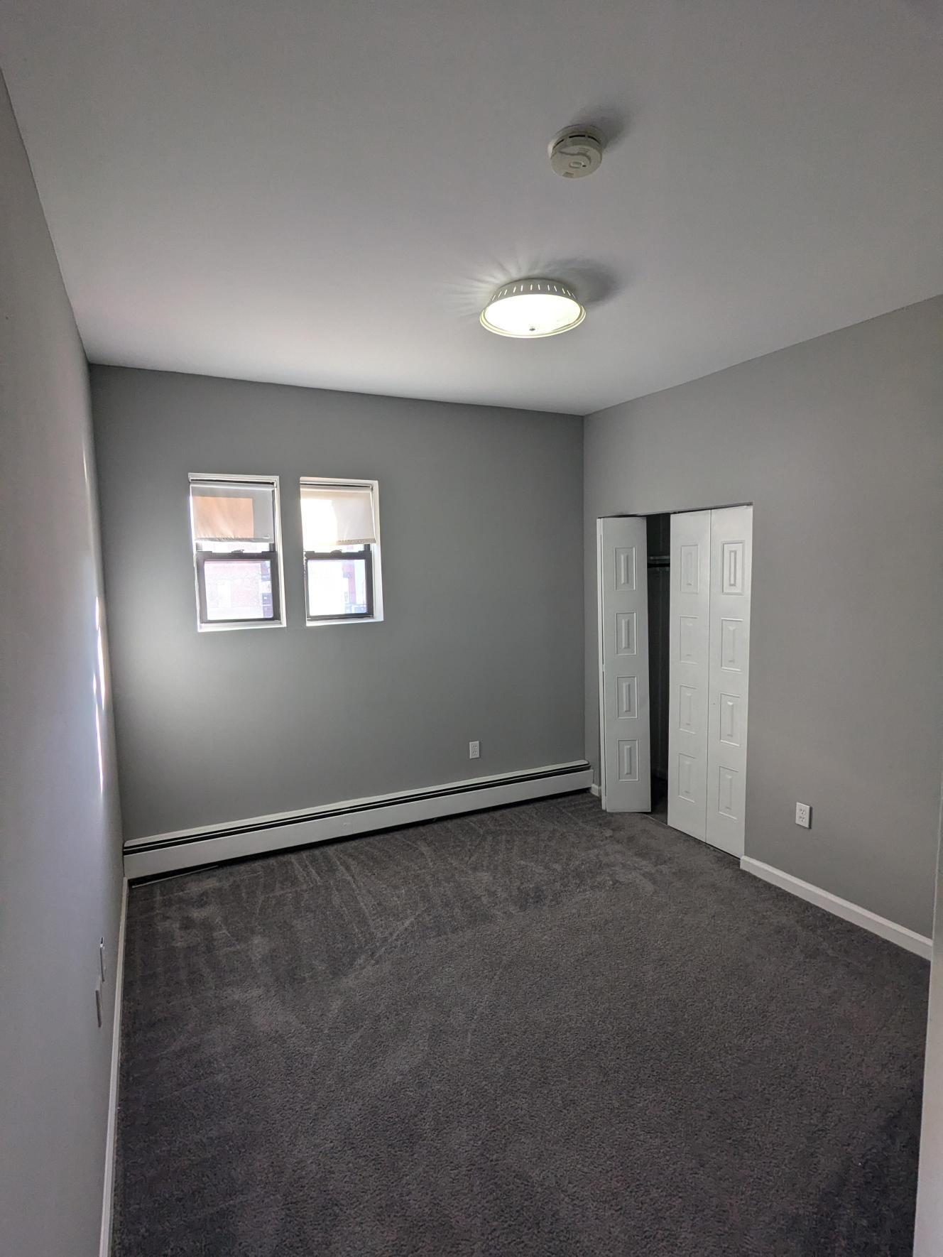 Building Photo - 273 S Orange Ave